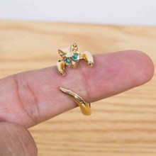 anillo gato alredor dorado